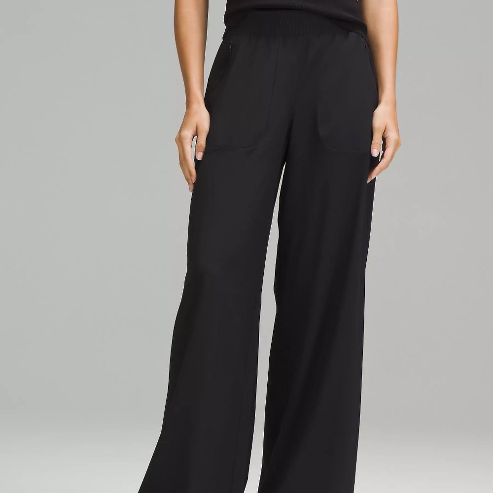 Swift Wide-Leg Mid-Rise Pant